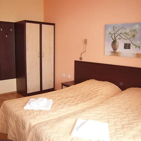 Hotel Bona Dea Club 2*